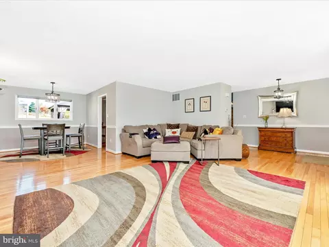 8005 Dustin Dr, Frederick, MD 21701 photo 7