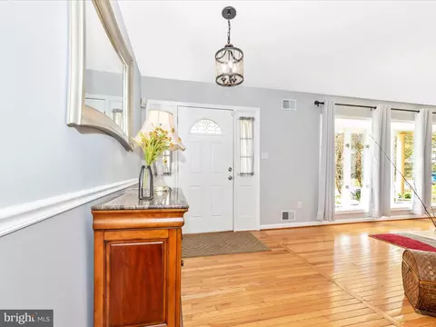 8005 Dustin Dr, Frederick, MD 21701 photo 3