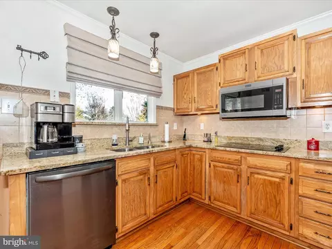 8005 Dustin Dr, Frederick, MD 21701 photo 19