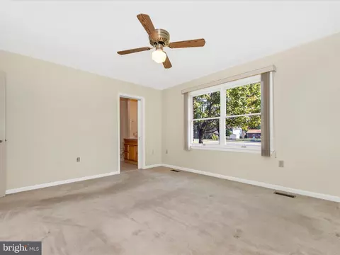 8170 Claiborne Dr, Frederick, MD 21702 photo 27