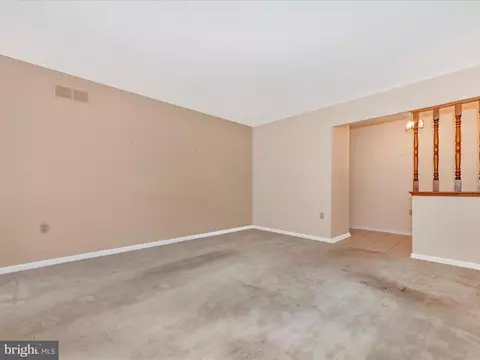 8170 Claiborne Dr, Frederick, MD 21702 photo 7