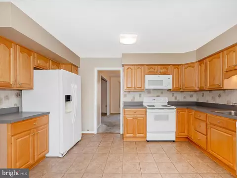 8170 Claiborne Dr, Frederick, MD 21702 photo 14
