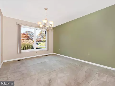 8170 Claiborne Dr, Frederick, MD 21702 photo 9