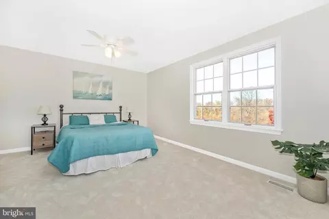 8027 Waterview Ct, Frederick, MD 21701 photo 14