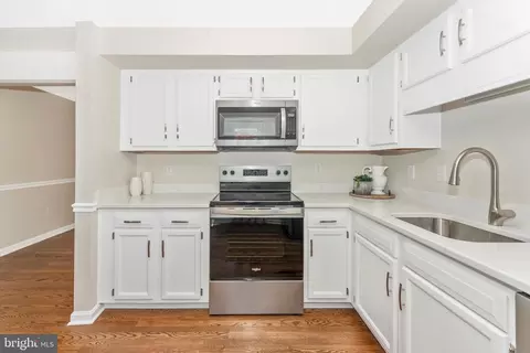 8027 Waterview Ct, Frederick, MD 21701 photo 10