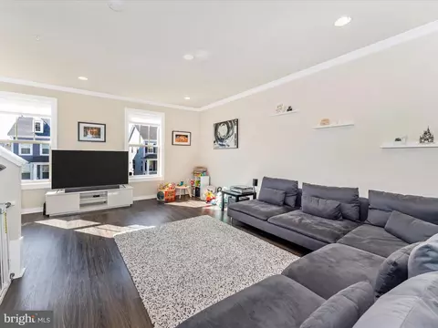 Living - 1205 Lawler Dr, Frederick, MD 21702 photo 2 of 4