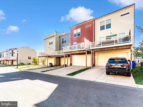 Exterior - 1205 Lawler Dr, Frederick, MD 21702 photo 12 of 17