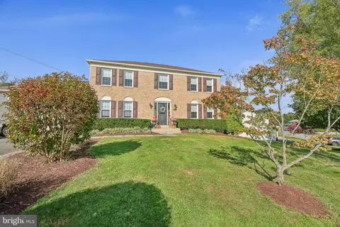 302 Westridge Cir, Mount Airy, MD 21771