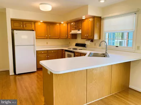 8202 Fox Hunt Ln, Frederick, MD 21702 photo 12