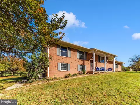 9242 Oak Tree Cir, Frederick, MD 21701 photo 42