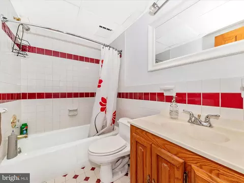 9242 Oak Tree Cir, Frederick, MD 21701 photo 37