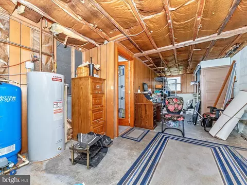 9242 Oak Tree Cir, Frederick, MD 21701 photo 39