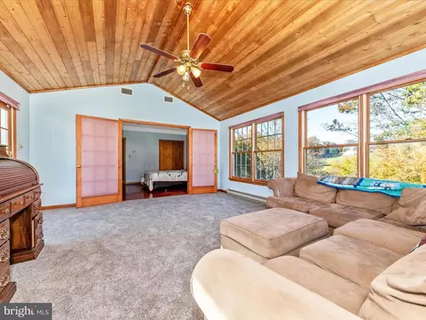9242 Oak Tree Cir, Frederick, MD 21701 photo 19