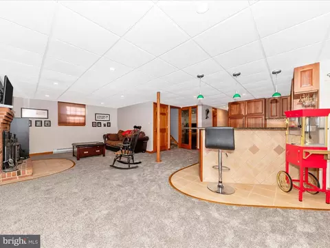 9242 Oak Tree Cir, Frederick, MD 21701 photo 31