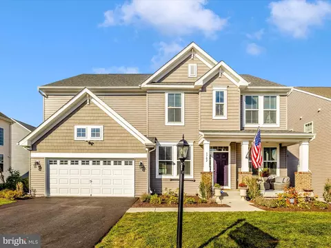 5702 Hawk Ridge Rd, Frederick, MD 21704 photo 2