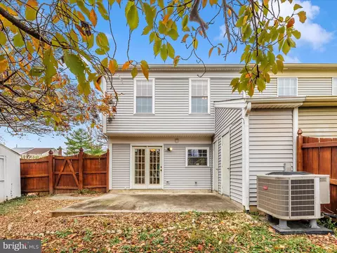 Exterior - 5801 Farmgate Ct, Frederick, MD 21703 photo 8 of 8
