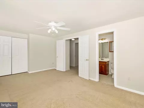 Bedroom - 5801 Farmgate Ct, Frederick, MD 21703 photo 3 of 8
