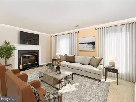 Living - 5801 Farmgate Ct, Frederick, MD 21703 photo 2 of 4