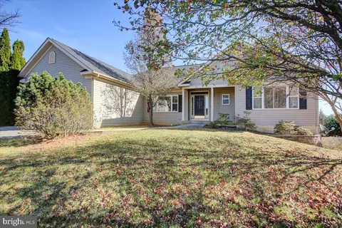 707 Rocky Fountain Dr, Myersville, MD 21773