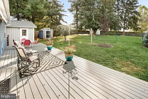 Exterior - 212 E K St, Brunswick, MD 21716 photo 7 of 24