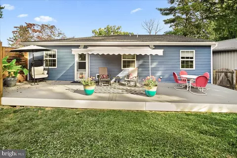 Exterior - 212 E K St, Brunswick, MD 21716 photo 8 of 24