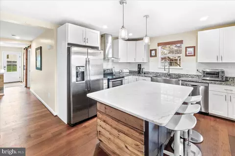 Kitchen - 212 E K St, Brunswick, MD 21716 photo 2 of 3