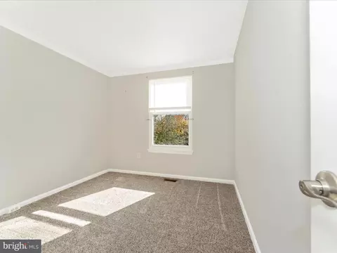 Bedroom - 1376 David Ln, Frederick, MD 21703 photo 5 of 9