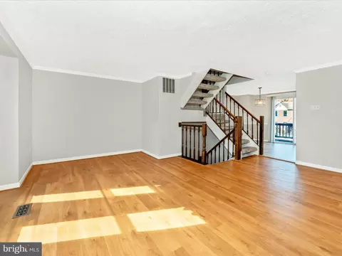 Living - 1376 David Ln, Frederick, MD 21703 photo 2 of 9