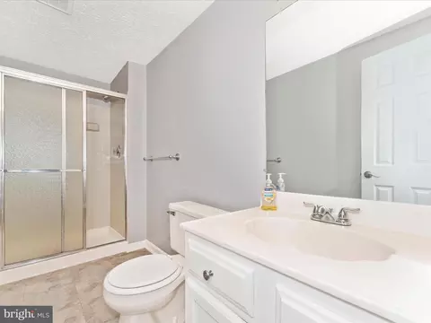 Bath - 1376 David Ln, Frederick, MD 21703 photo 2 of 2