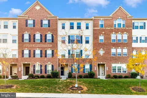6008 Leben Dr, Frederick, MD 21703