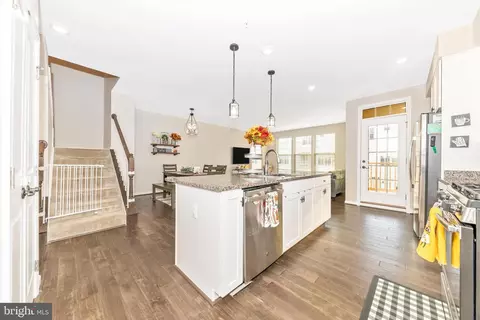 6008 Leben Dr, Frederick, MD 21703 photo 12