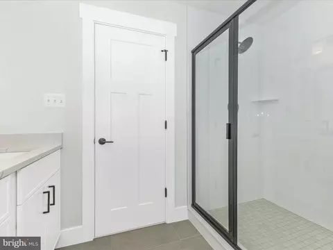 Entry Way - 252 S A S Carroll St, Frederick, MD 21701 photo 9 of 16