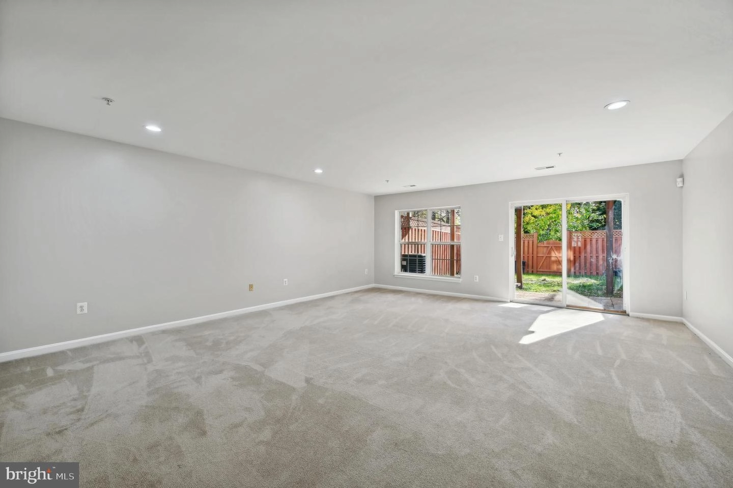 Living - 2568 Carrington Way, Frederick, MD 21702 photo 4 of 7