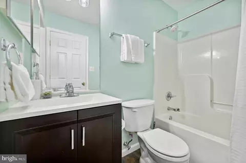 Bath - 2568 Carrington Way, Frederick, MD 21702 photo 1 of 5