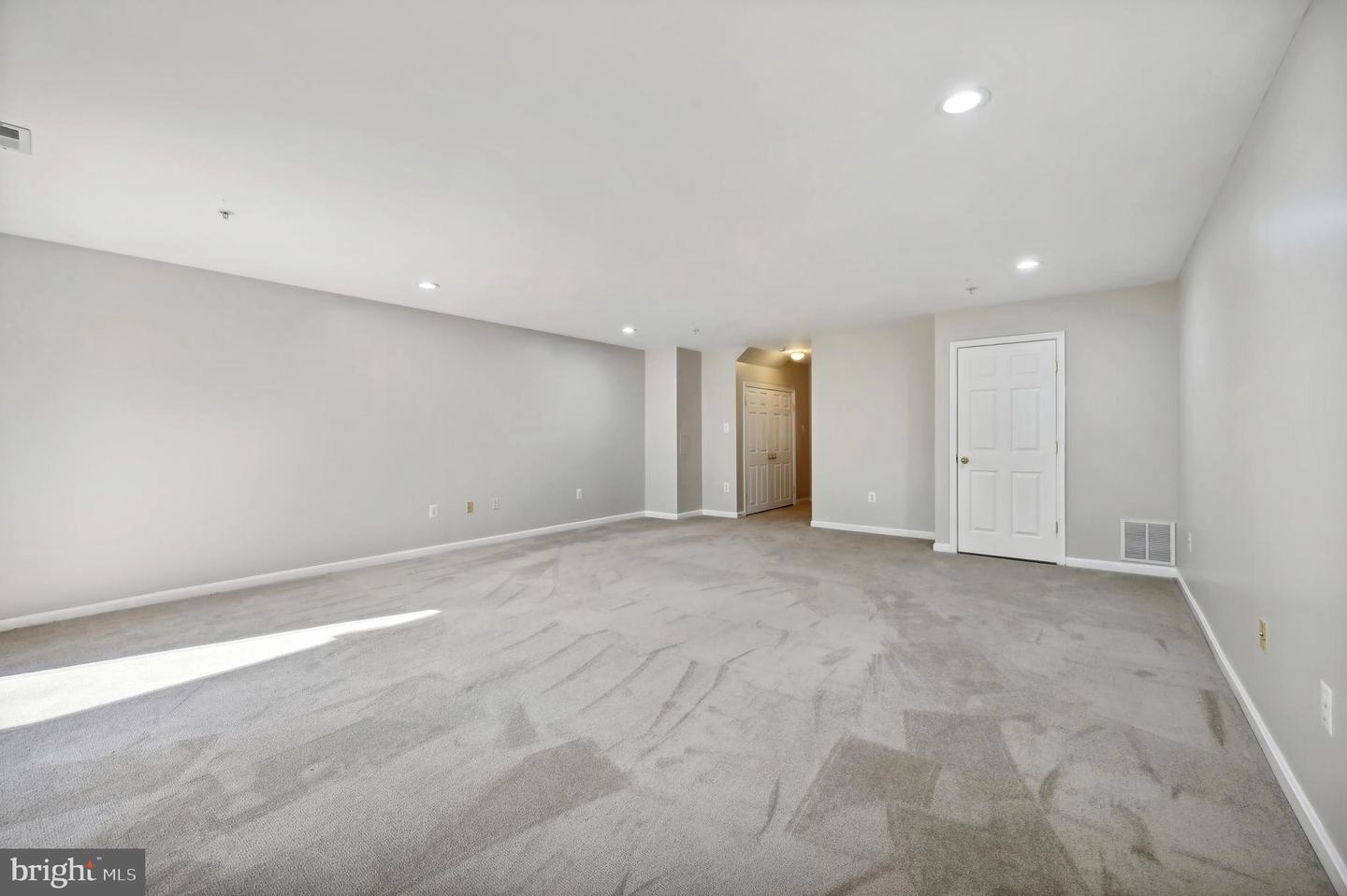Living - 2568 Carrington Way, Frederick, MD 21702 photo 6 of 7
