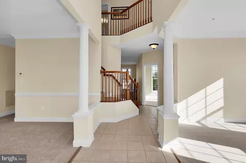 Entry Way - 2426 Longfellow Ct, Frederick, MD 21702 photo 2 of 5