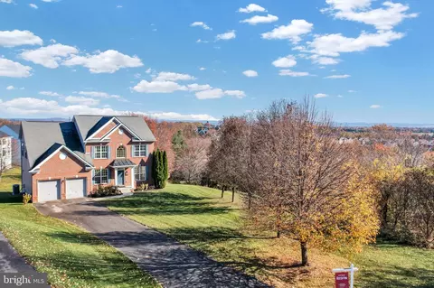 View/Area - 2426 Longfellow Ct, Frederick, MD 21702 photo 7 of 8