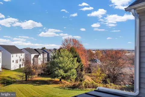 View/Area - 2426 Longfellow Ct, Frederick, MD 21702 photo 6 of 8