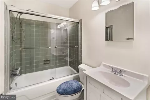 1300 Appletree Ct, Frederick, MD 21703 photo 14