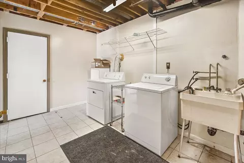 1300 Appletree Ct, Frederick, MD 21703 photo 24