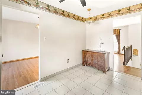 1300 Appletree Ct, Frederick, MD 21703 photo 11
