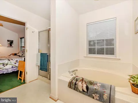 238 Bishops Glen Dr, Frederick, MD 21702 photo 23