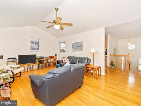 238 Bishops Glen Dr, Frederick, MD 21702 photo 7