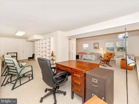 238 Bishops Glen Dr, Frederick, MD 21702 photo 32