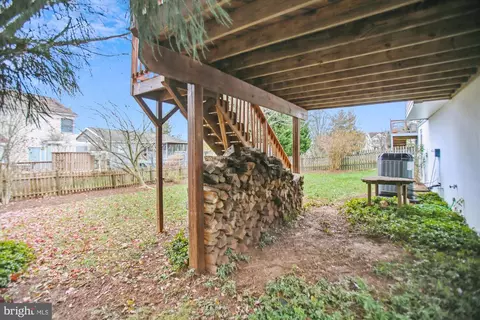 Exterior - 6391 Devonshire Ln, Frederick, MD 21703 photo 20 of 28