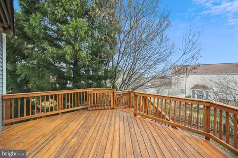 Exterior - 6391 Devonshire Ln, Frederick, MD 21703 photo 6 of 28
