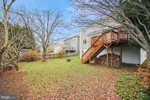 Exterior - 6391 Devonshire Ln, Frederick, MD 21703 photo 19 of 28