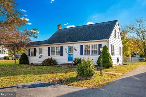56 2nd Ave, Emmitsburg, MD 21727