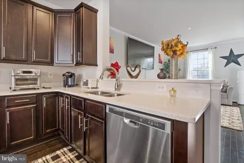 207 Spring Bank Ave, Frederick, MD 21701 photo 6