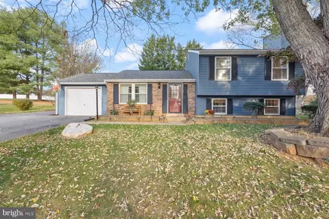 4222 Garnet Dr, Middletown, MD 21769